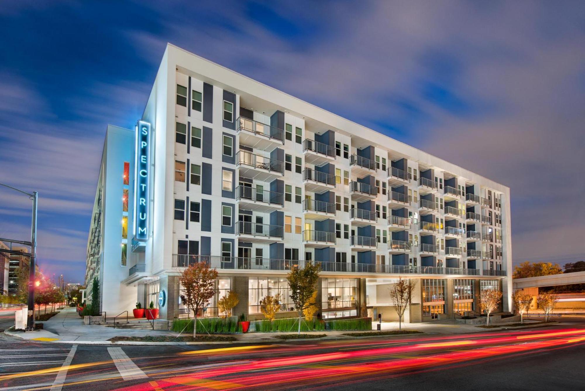 Spectacular Apartments By Bca Furnished Apartments Atlanta Room photo